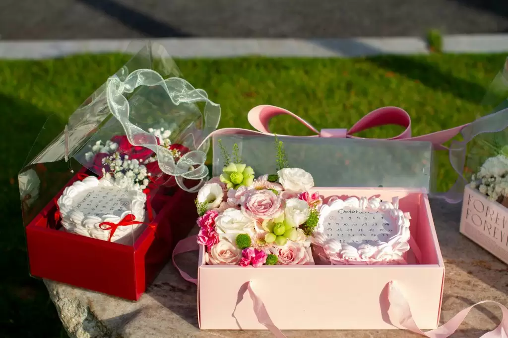 Unique wedding gifts for couples in Pakistan
