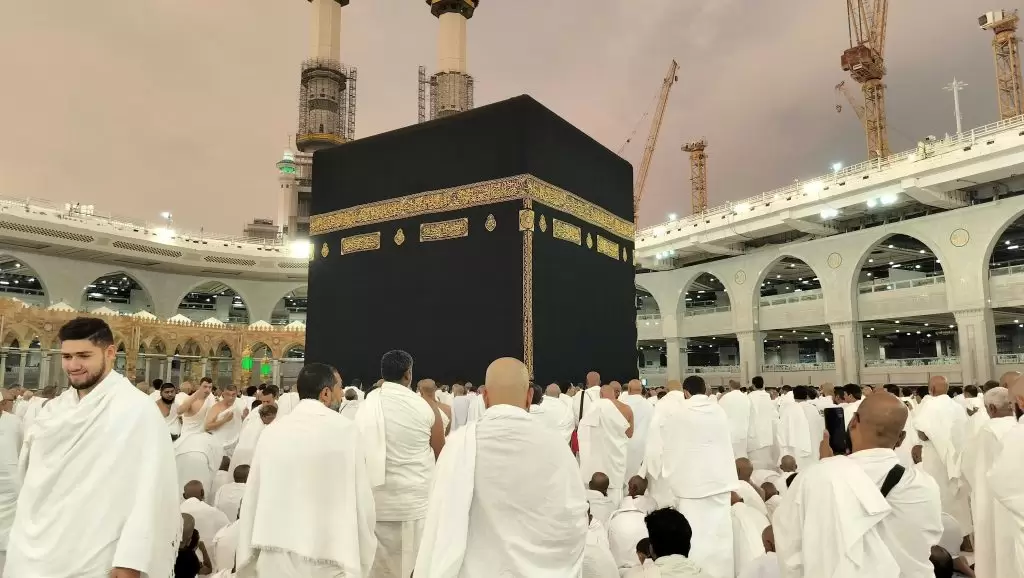 Hajj welcome gifts for pilgrims in Pakistan