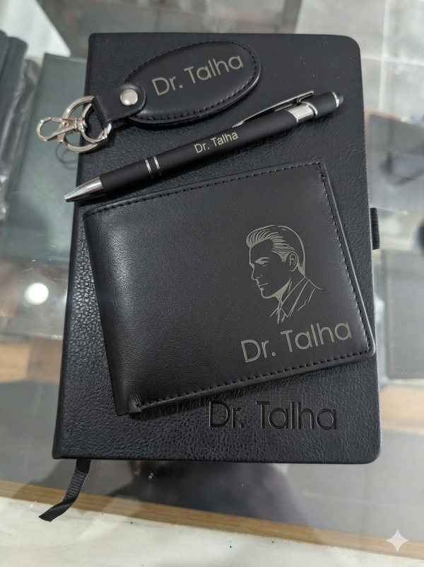 Personalized leather gift set
