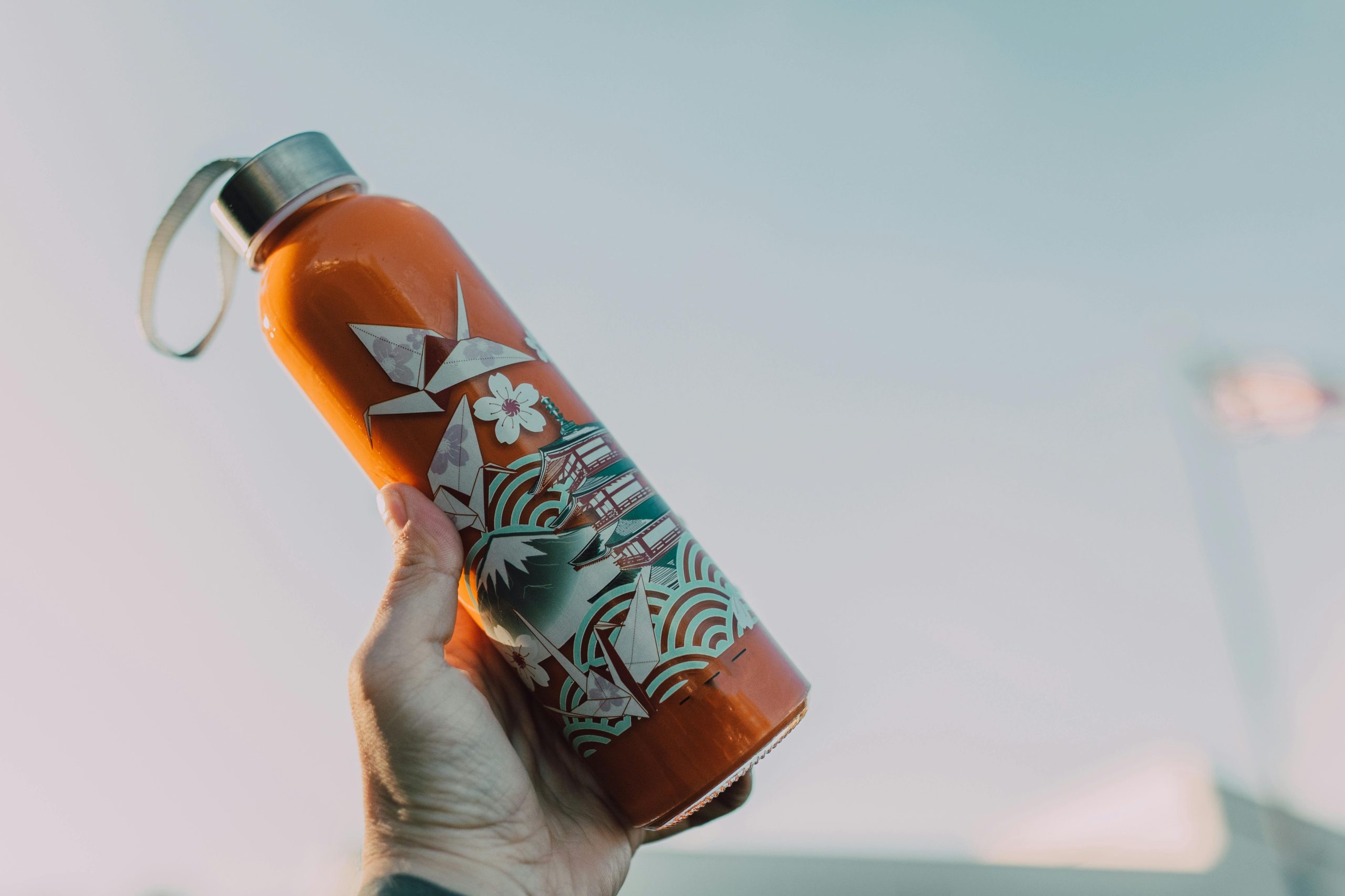 customized smart water bottles in Pakistan